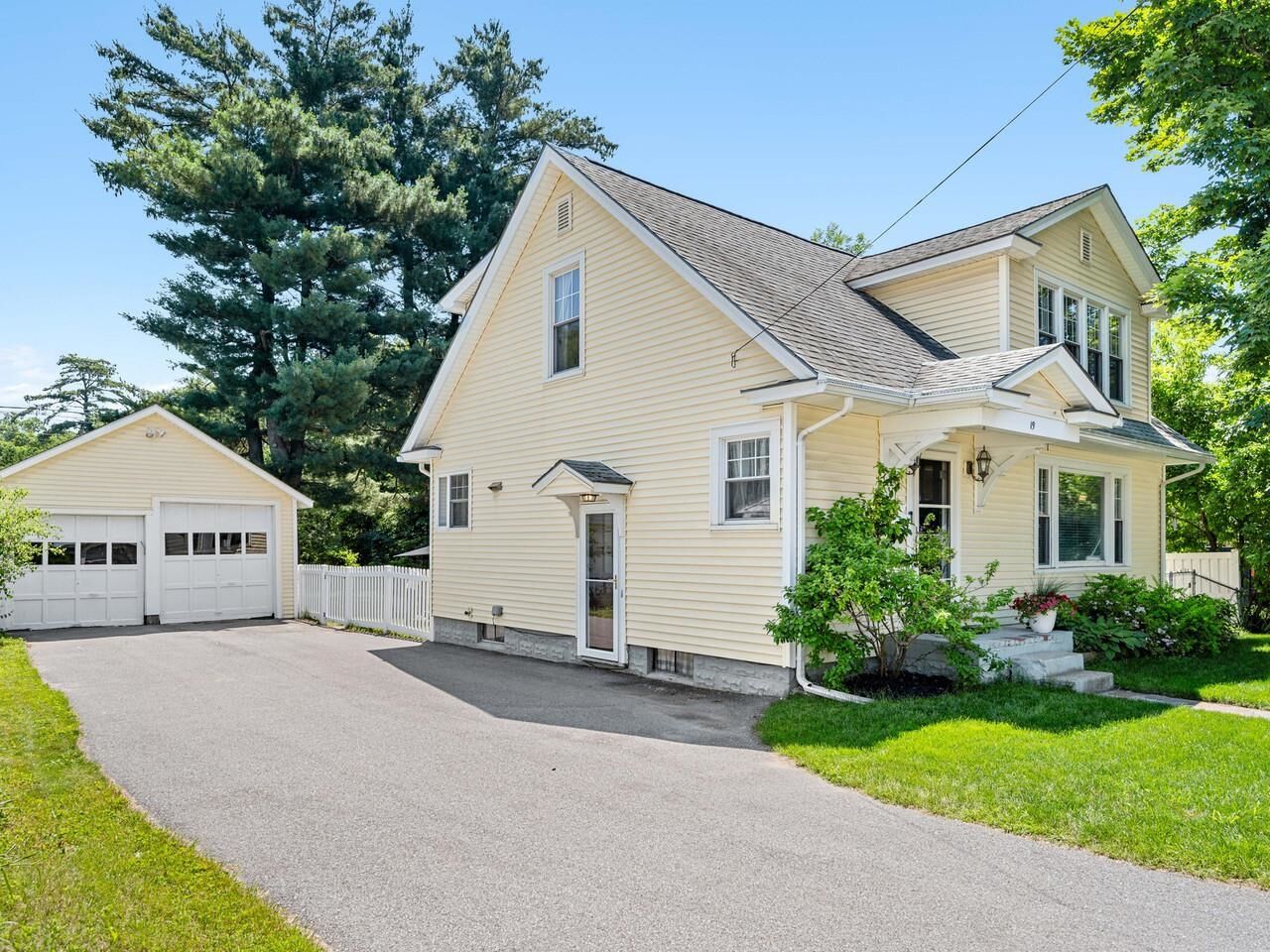 Property Photo: 19 Roland Court VT 05404