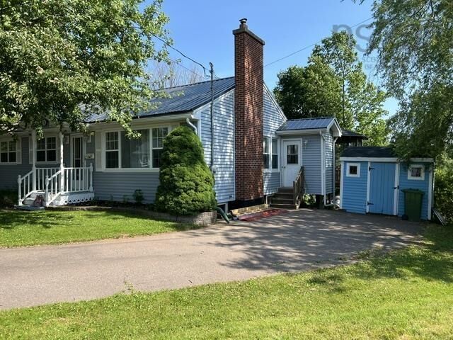 Property Photo: 26 Crescent Drive NS B2N 1N6