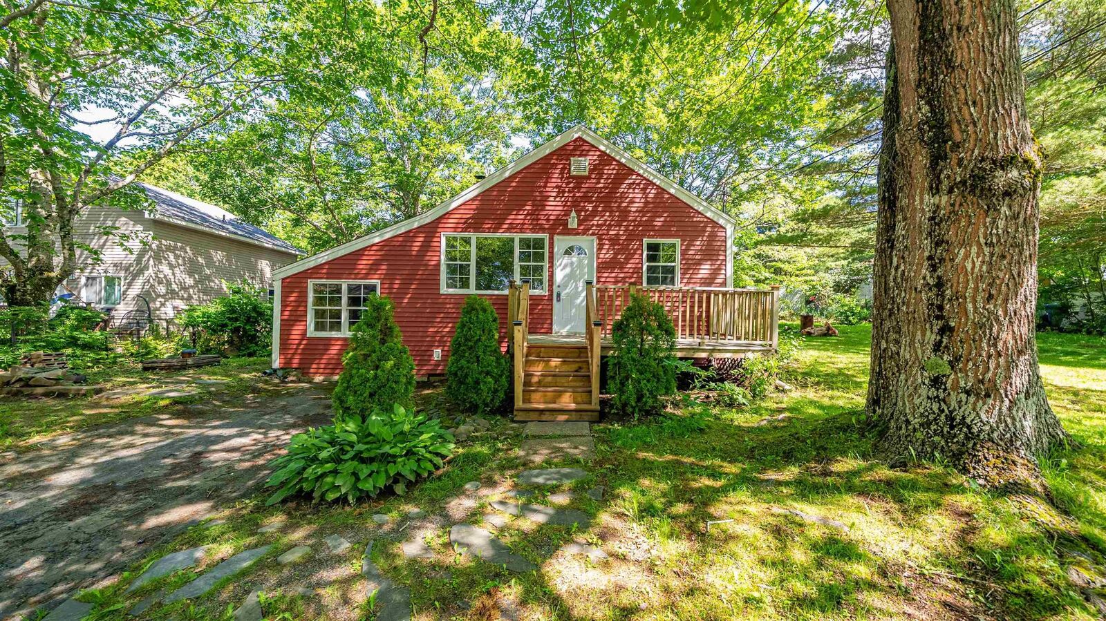 Property Photo:  16 Thompson Drive  NS B2T 1J4 