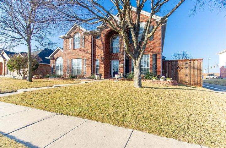 Property Photo: 1521 Hidden Cove Court TX 75002