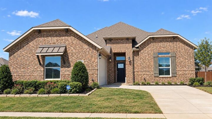 Property Photo: 3688 Rolling Meadows Drive TX 76065