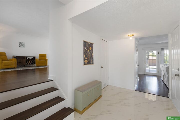 Property Photo:  1107 Somerset Drive  NE 68005 