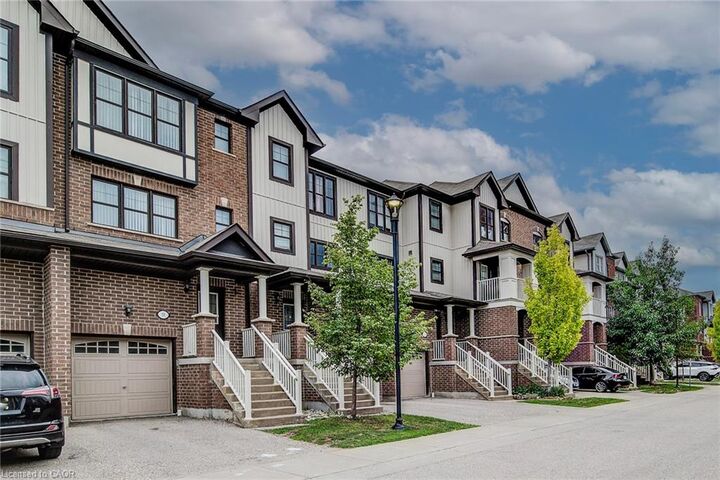 Property Photo: 701 Homer Watson Boulevard 53 ON N2C 0B5