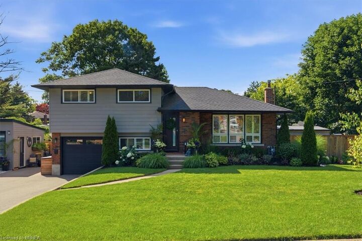 28 Riverview Terrace — photo 1