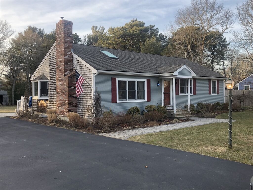 Property Photo: 19 Spinnaker Ln MA 02559