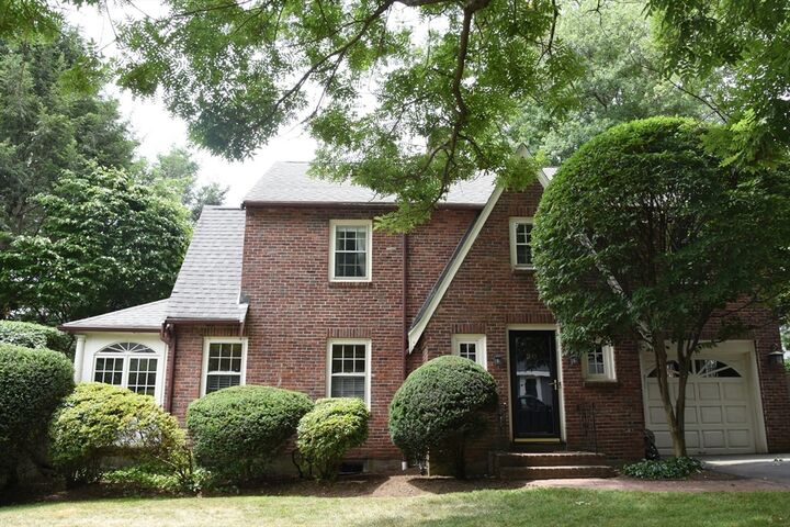 Property Photo:  20 Shaw Rd  MA 02481 