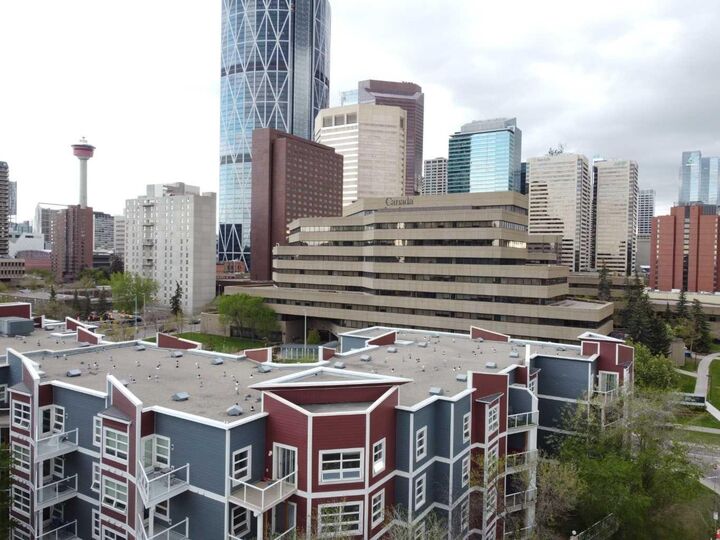 Property Photo: 333 Riverfront Avenue SE 121 AB T2G 5R1