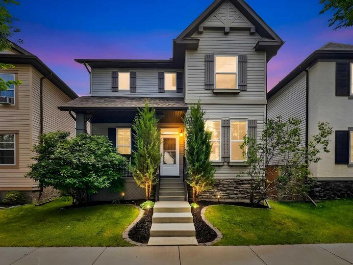 Property Photo: 249 Elgin Manor SE AB T2Z 4Z7