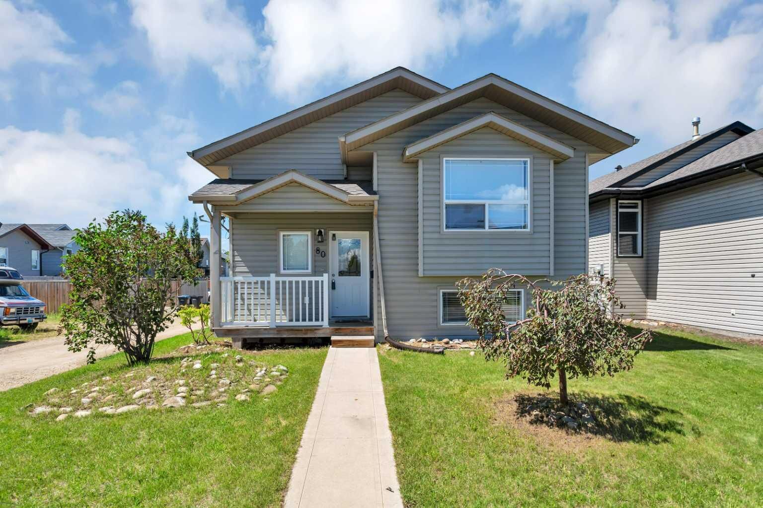Property Photo: 80 Hinshaw Drive AB T4S 2P1