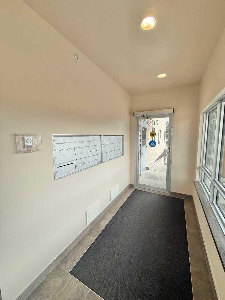 Property Photo: 109 Seabolt Drive 305 AB T7V 1K2