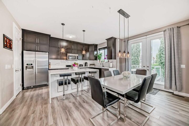 Property Photo: 1068 Windhaven Close SW AB T4B 0T9