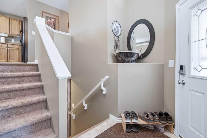 Property Photo: 56 Heron Court AB T4G 0G5