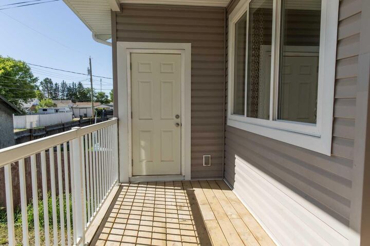 Property Photo: 4729 49 Street 2 AB T7A 1J1