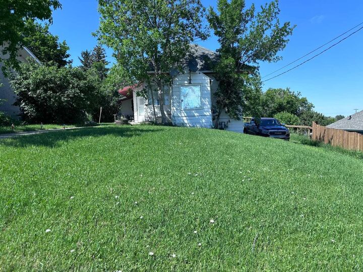61 2 Avenue E — photo 1