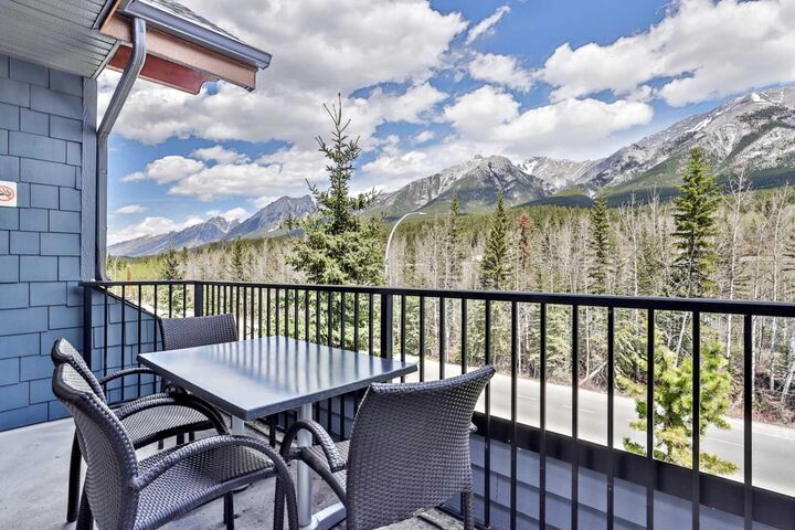 1818 Mountain Avenue 319C — photo 1