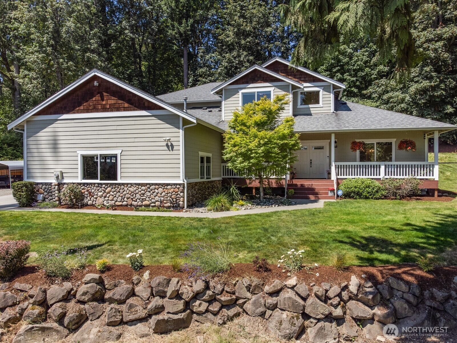 Property Photo:  14909  180th Place SE  WA 98290 