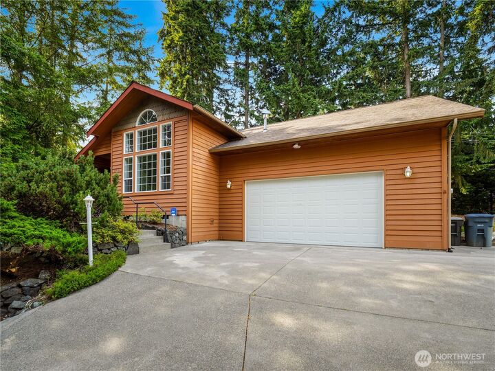 Property Photo: 6920 47th Street Ct W WA 98466