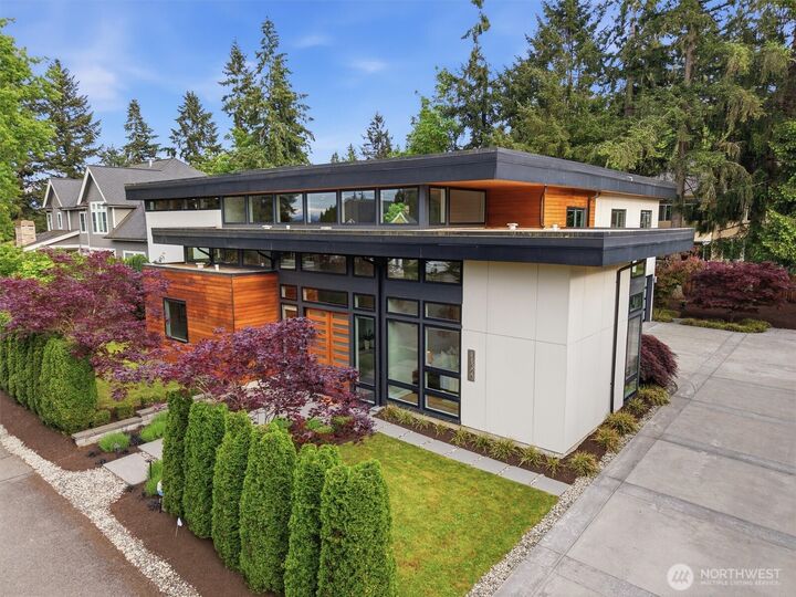 Property Photo: 16323 NE 44th Court WA 98052
