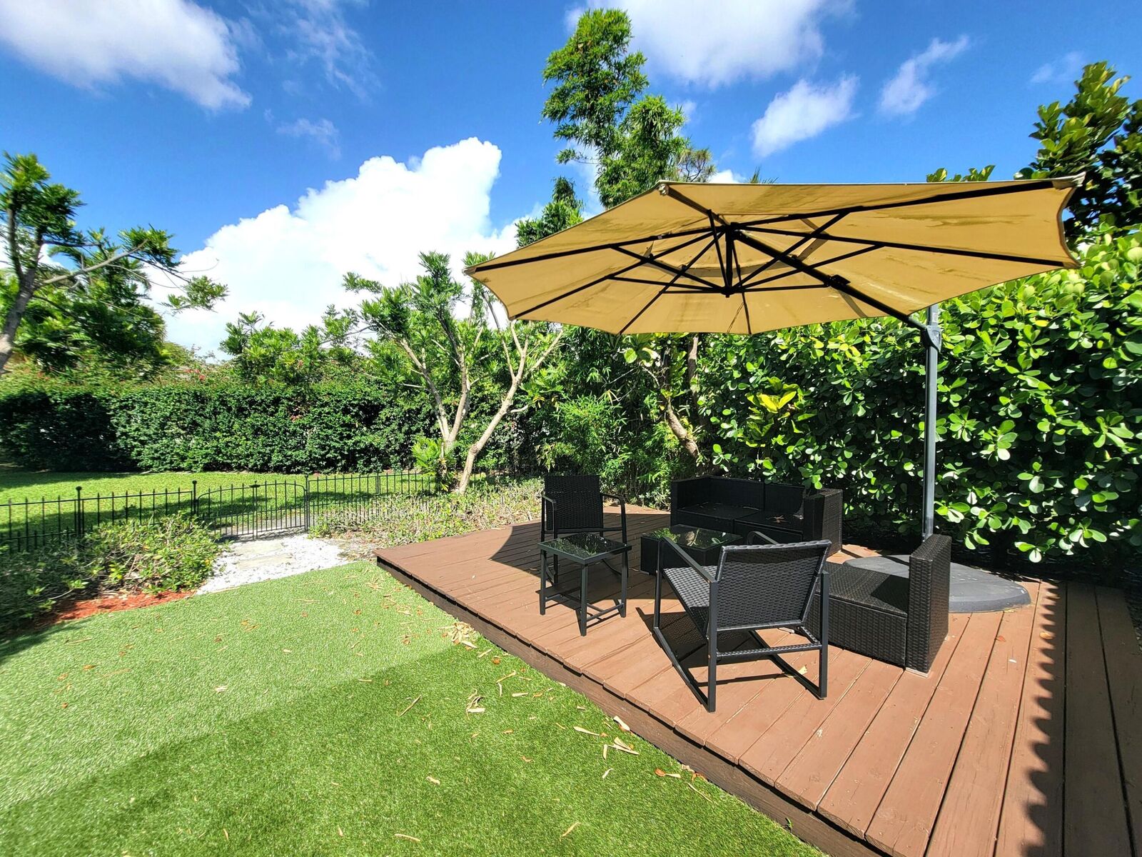 Property Photo:  13465 Fountain View Boulevard  FL 33414 