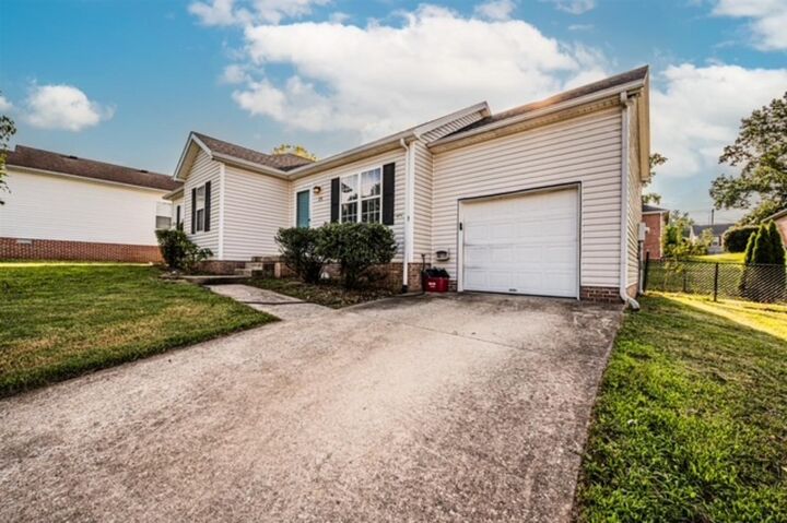 Property Photo:  171 Chipley Court  KY 42103 