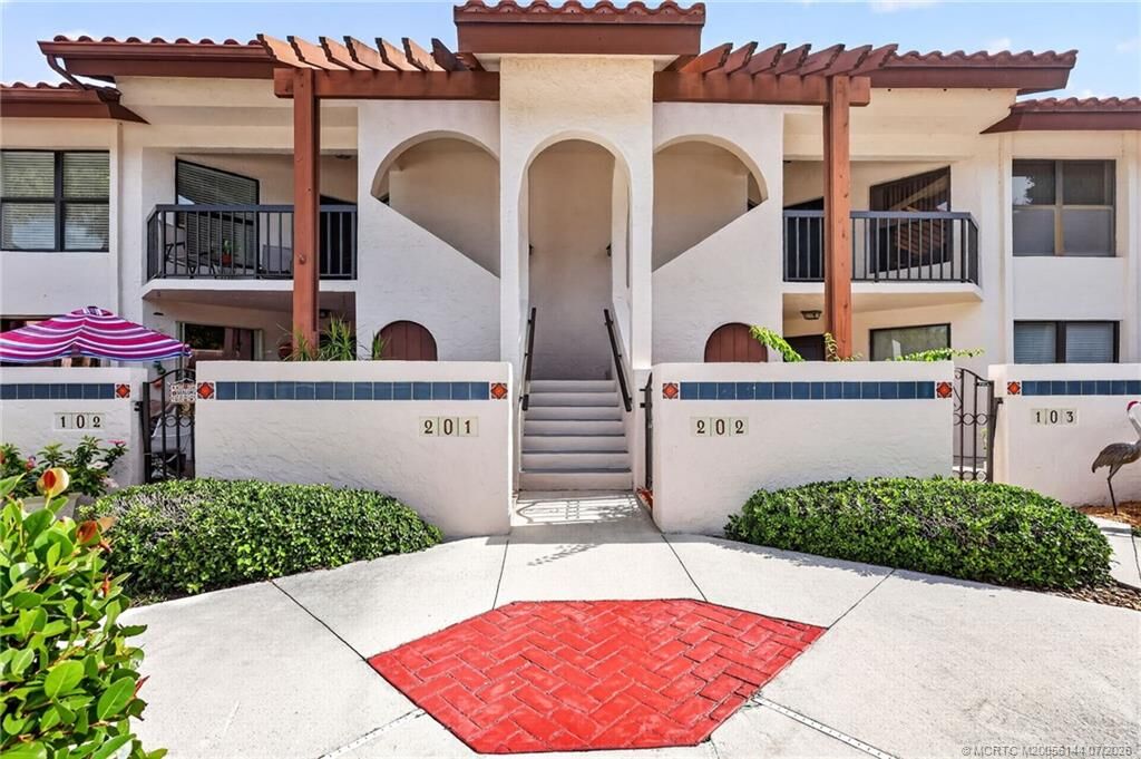 Property Photo:  3470 SE Martinique Trace 201  FL 34997 