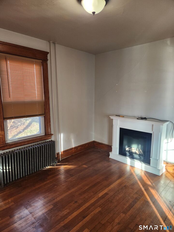 Property Photo:  83 High Street  CT 06770 