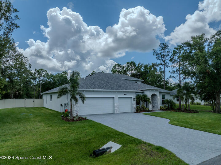 Property Photo: 3723 Ornis Court FL 32950