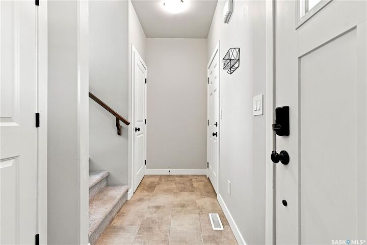 Property Photo:  136 Thakur Street  SK S7W 0Z6 