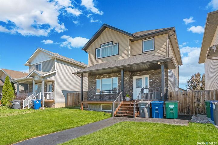Property Photo:  146 West Hampton Boulevard  SK S7R 0B8 