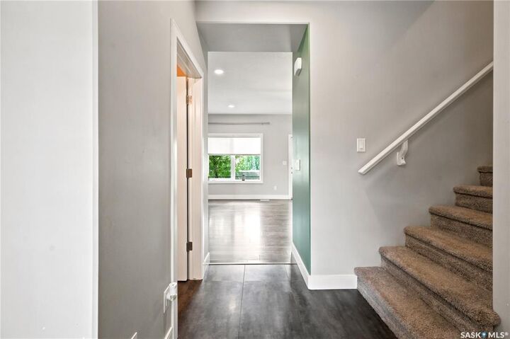 Property Photo:  115 Veltkamp Crescent 21  SK S7T 0T7 