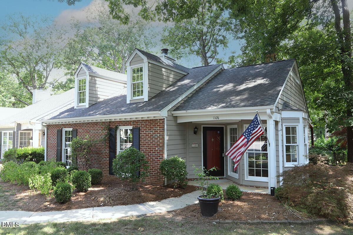 Property Photo: 1106 Cotswold Court NC 27609