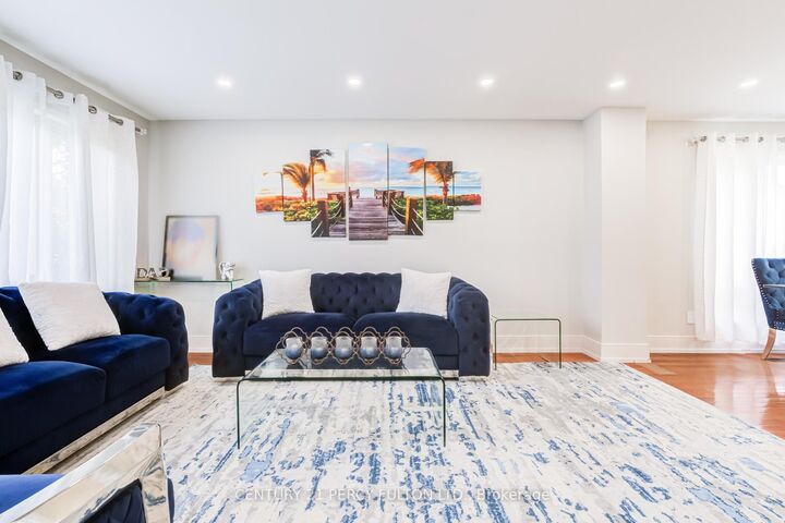 Property Photo:  79 Huntsmill Boulevard  ON M1W 2Z8 