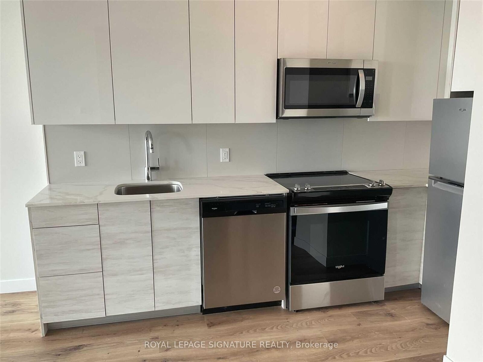 Property Photo: 60 Frederick Street 2811 ON N2H 0C7