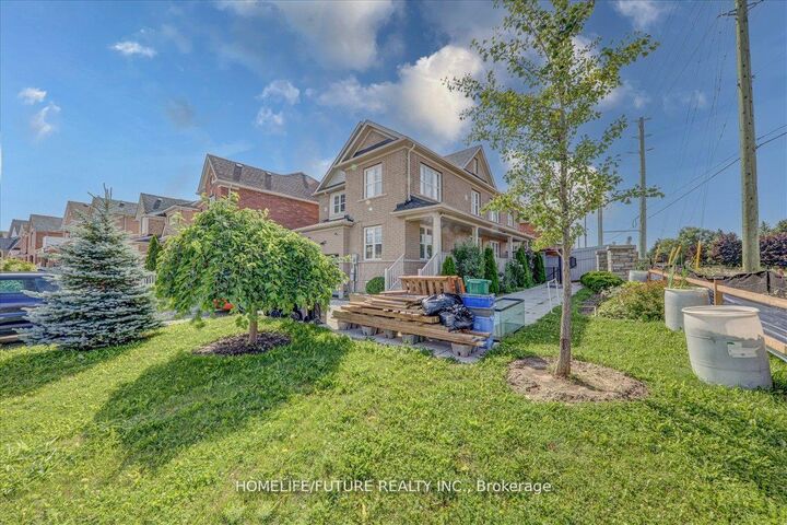 Photo de la propriété: 939 Miller Park Avenue Bsmt ON L3Z 0C6