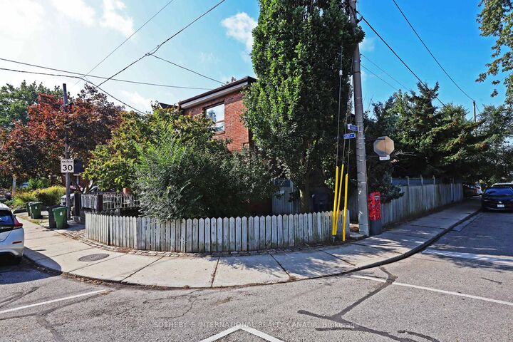 Property Photo:  212 Glebemount Avenue Lower  ON M4C 3T1 
