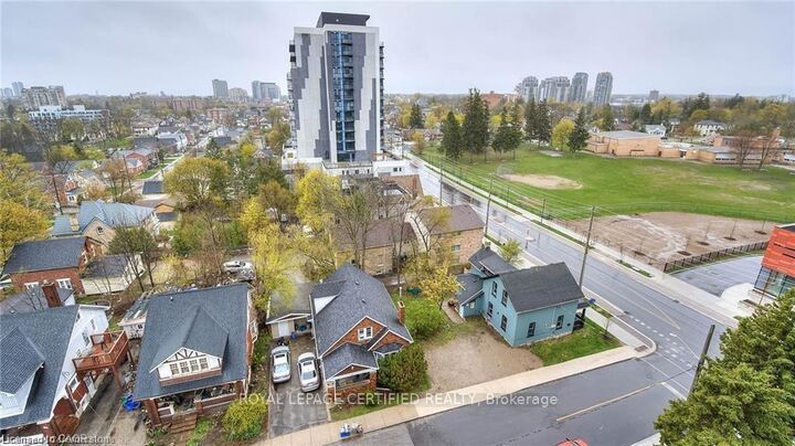 Property Photo:  160 King Street N 901  ON N2J 2Y2 