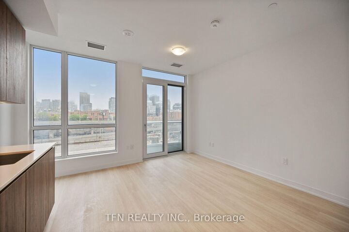 Property Photo: 15 Richardson Street 504 ON M5A 0Y5