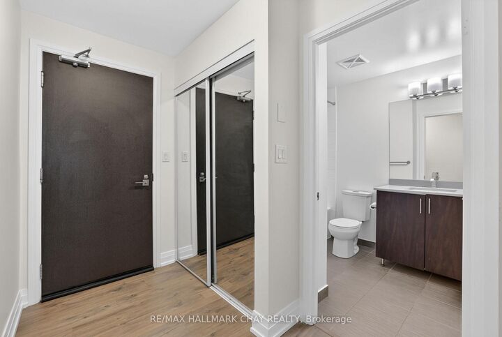 Property Photo:  3700 Highway 7 N/A 2805  ON L4L 0G8 