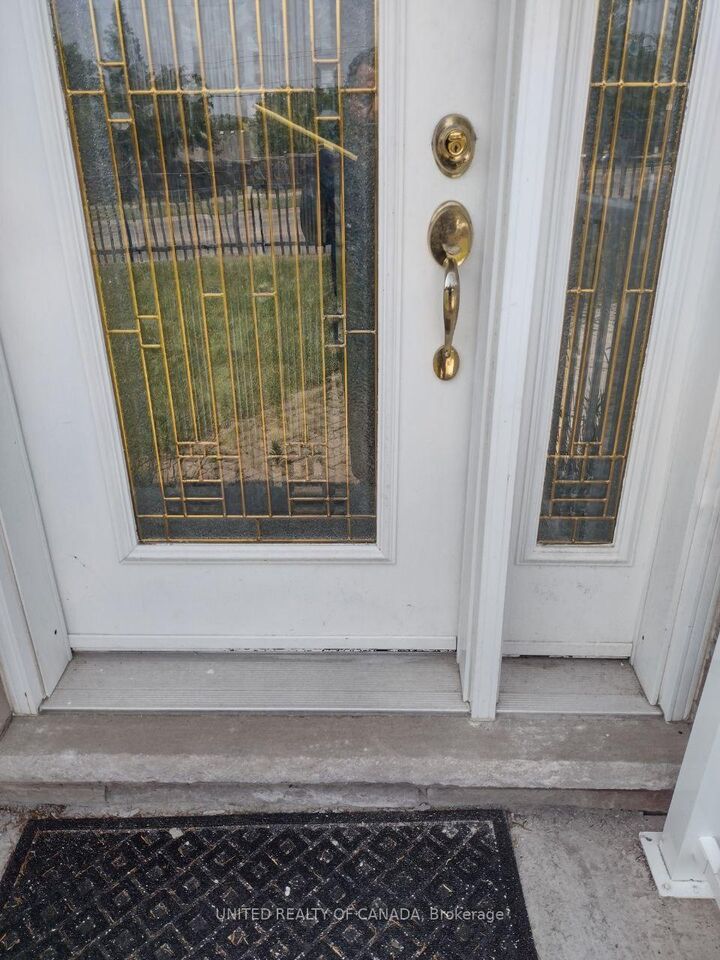 Property Photo: 940 Oxford Street W ON N6H 1V3