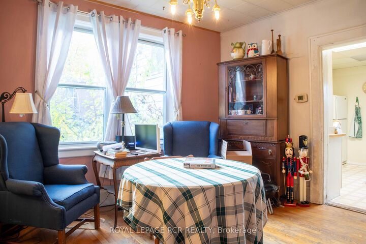 Property Photo: 642-644 Bay Street ON L4R 1L9