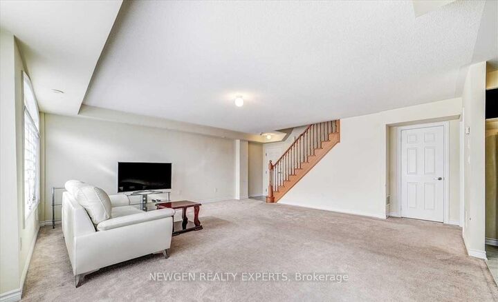 Property Photo: 200 Veterans Drive N 16 ON L7A 5K7
