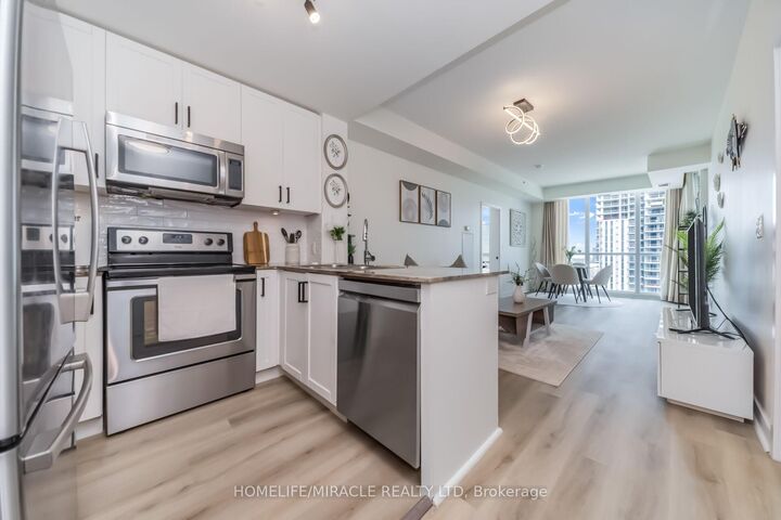 Property Photo: 3985 Grand Park Drive SE 2412 ON L5B 0H8