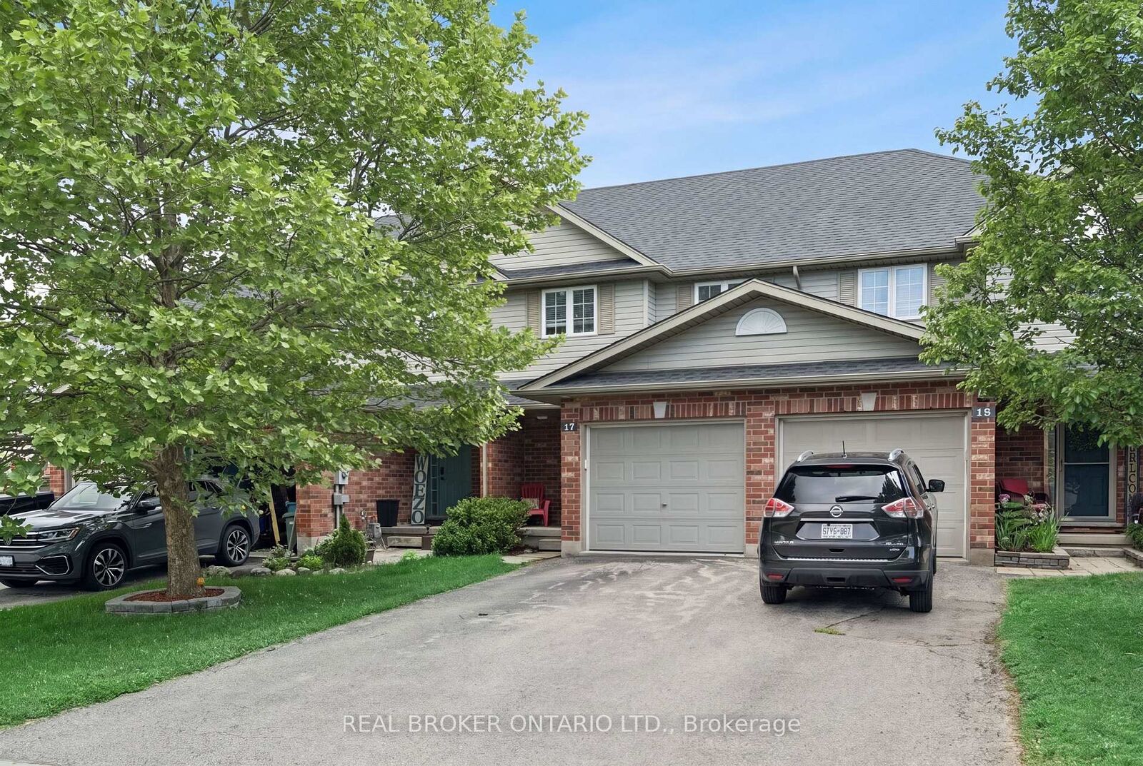 Property Photo: 17 Ralston Drive ON N1E 0C3