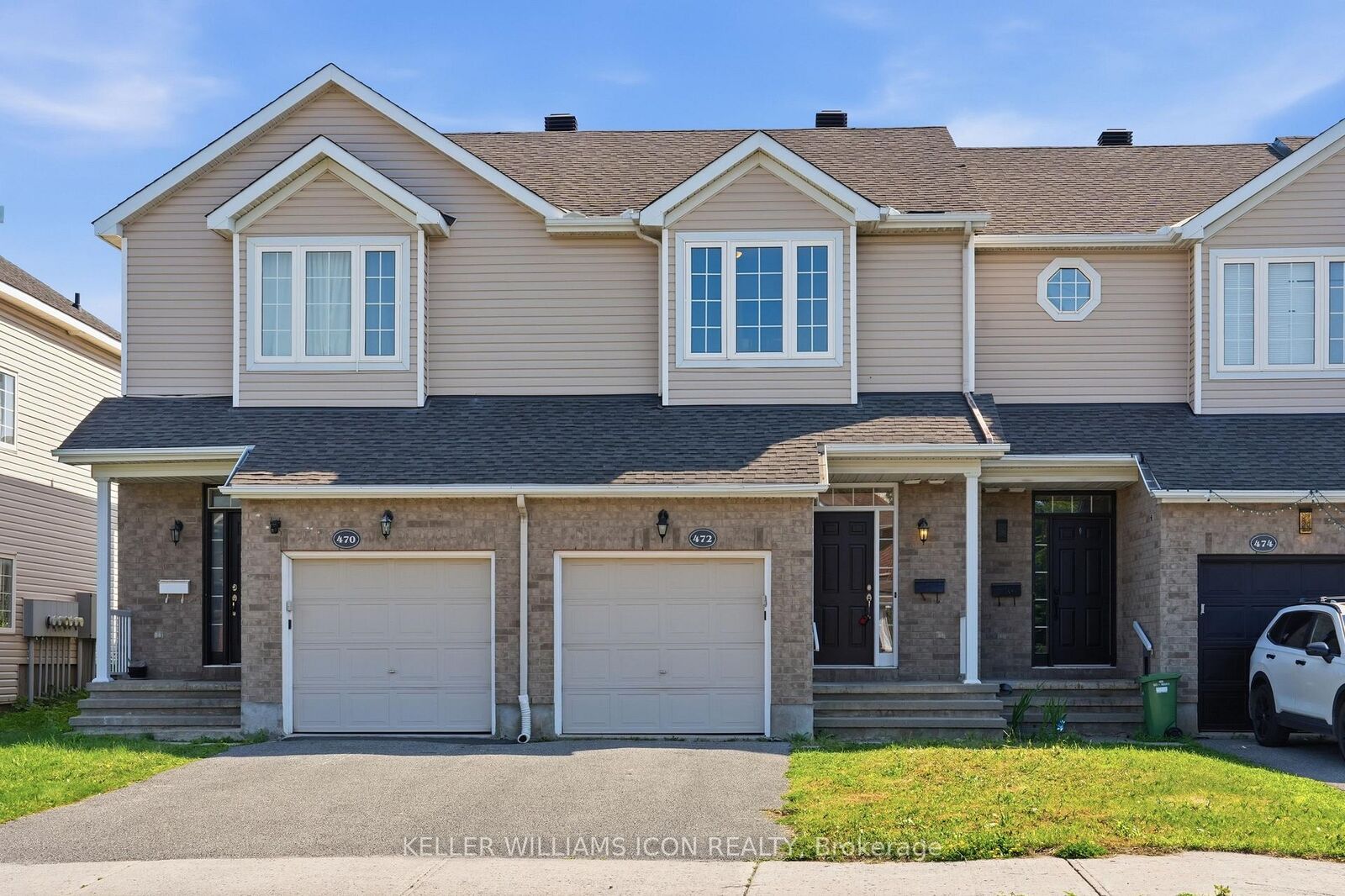 Property Photo:  472 Claridge Drive  ON K2J 5H6 
