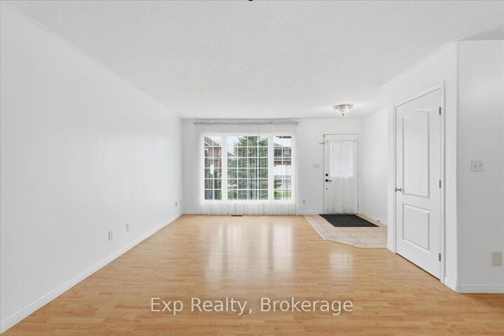 Property Photo: 17 Spruce Gardens ON K8N 5W3