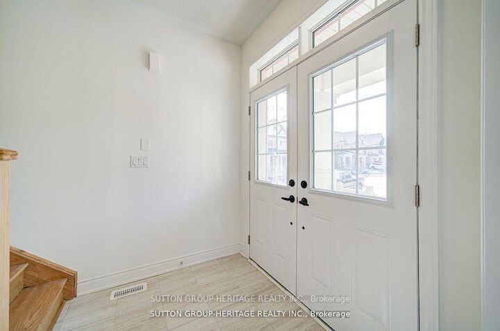 Property Photo: 21 Deer Creek Court ON M1C 1N8