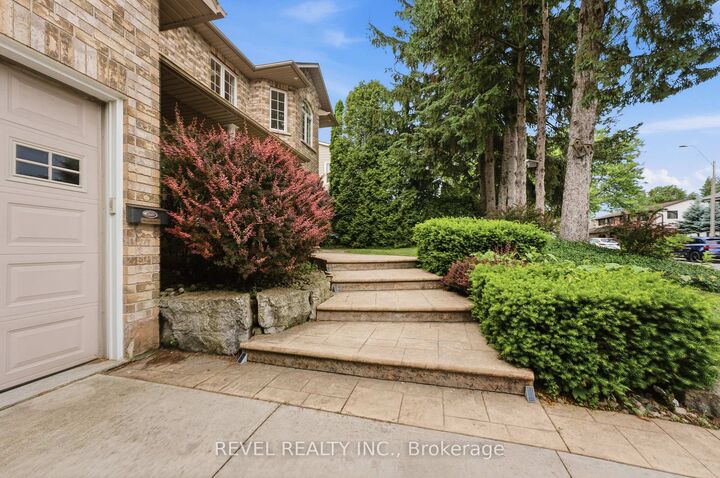 Property Photo: 11 Maynard Street ON L9B 1A9
