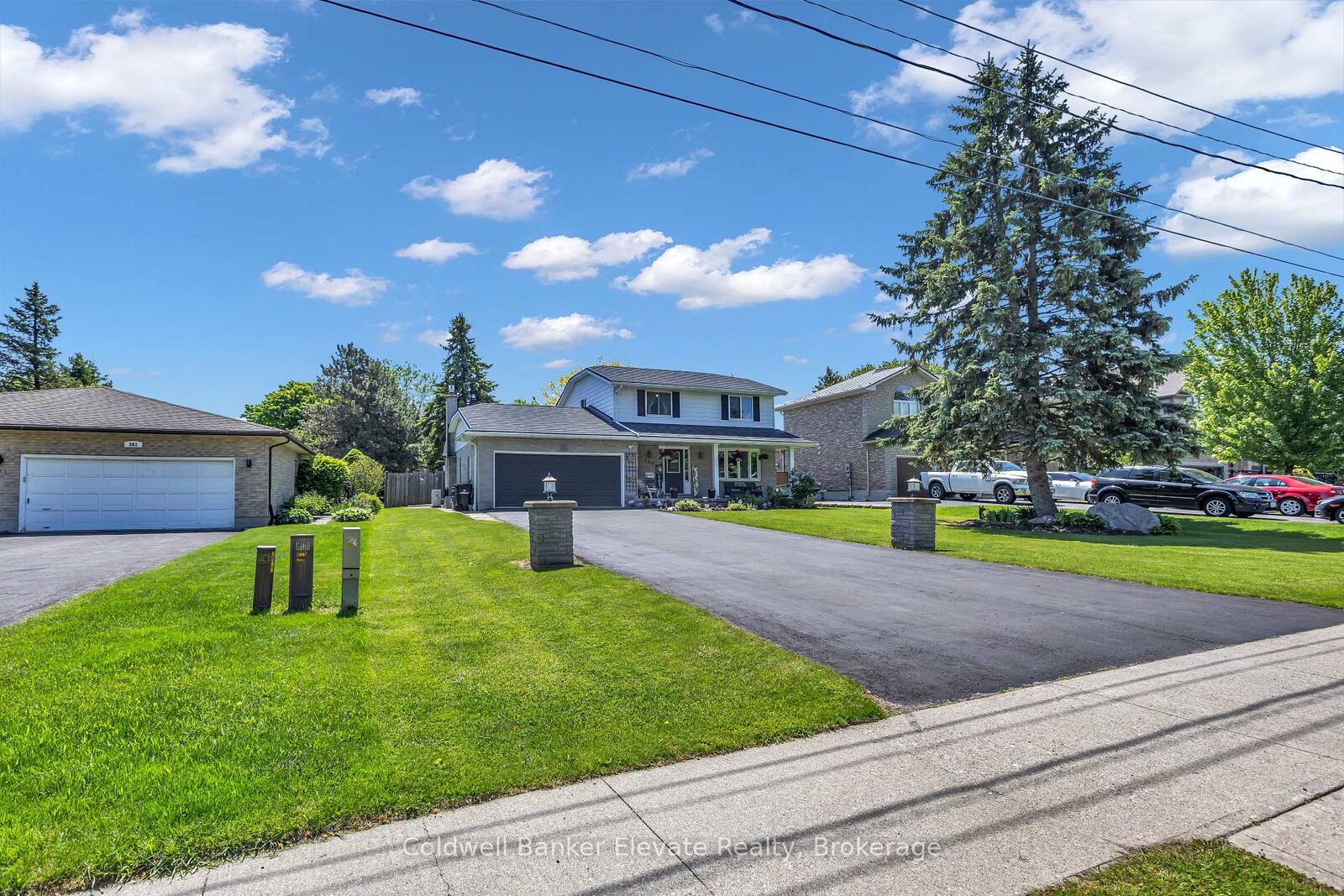 Property Photo:  359 Lexington Road  ON N2K 2J9 