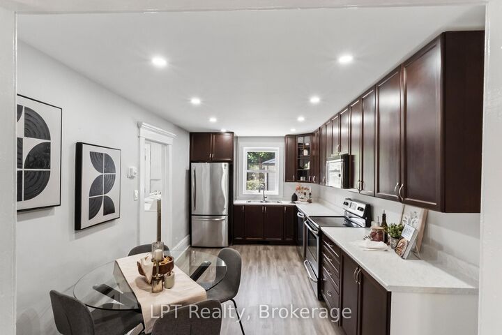 273 Bethune Street — photo 1