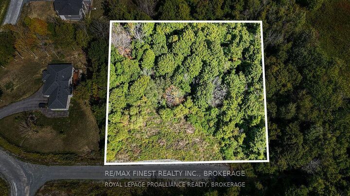 Property Photo:  53 Linea Street  ON K0H 1X0 